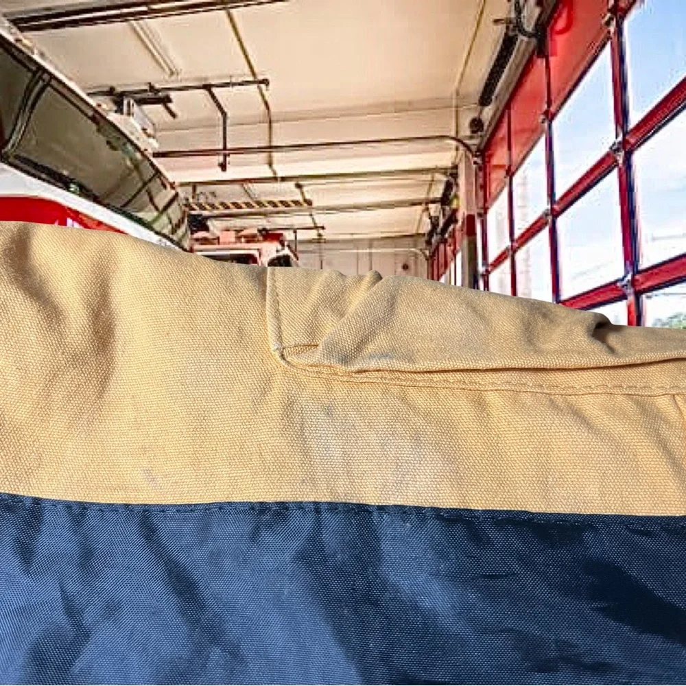 Tee-tot Kids Firefighter Costume with Helmet Size 5-6 - Picture 7 of 7